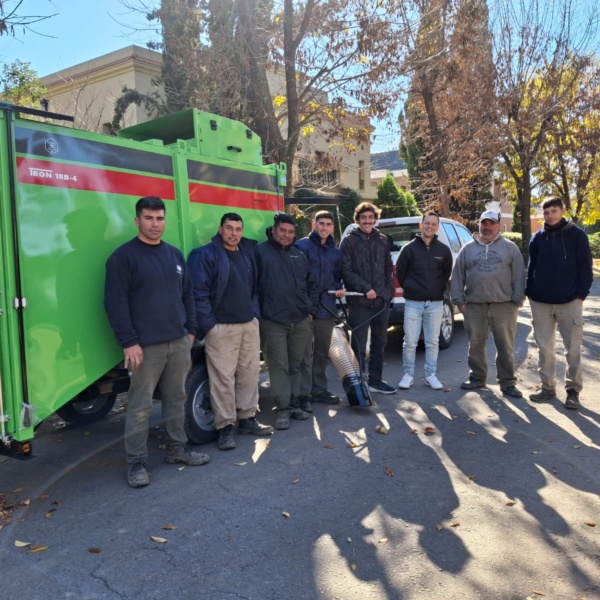Barrios privados incorporan tecnología TRON para el mantenimiento de calles y veredas