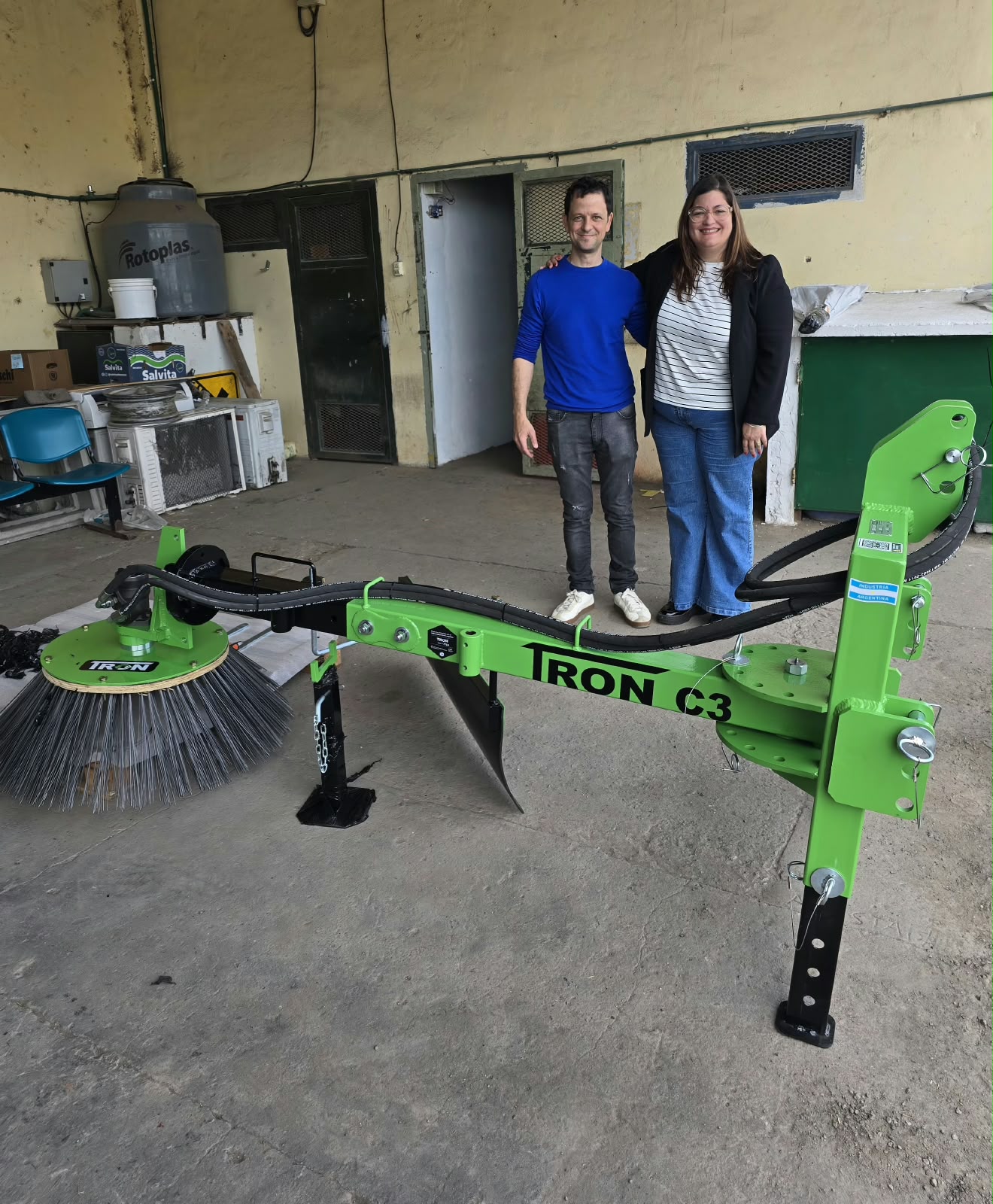 La Comuna de Timbúes incorporó una barredora TRON C3